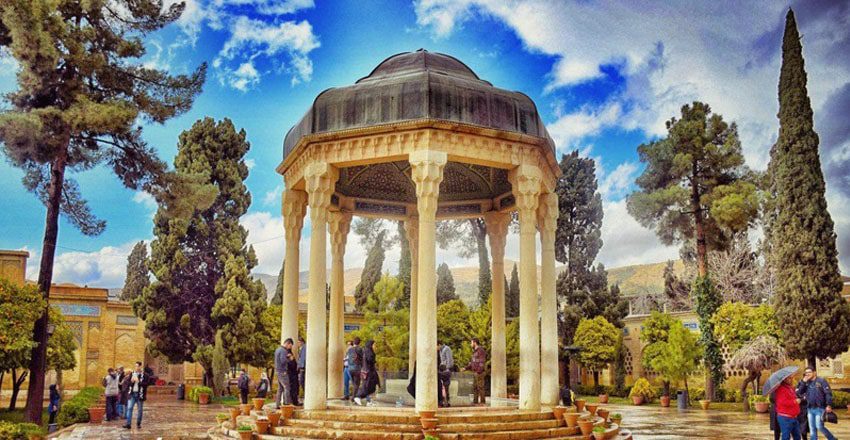 معروف ترین آرامگاه های شیراز