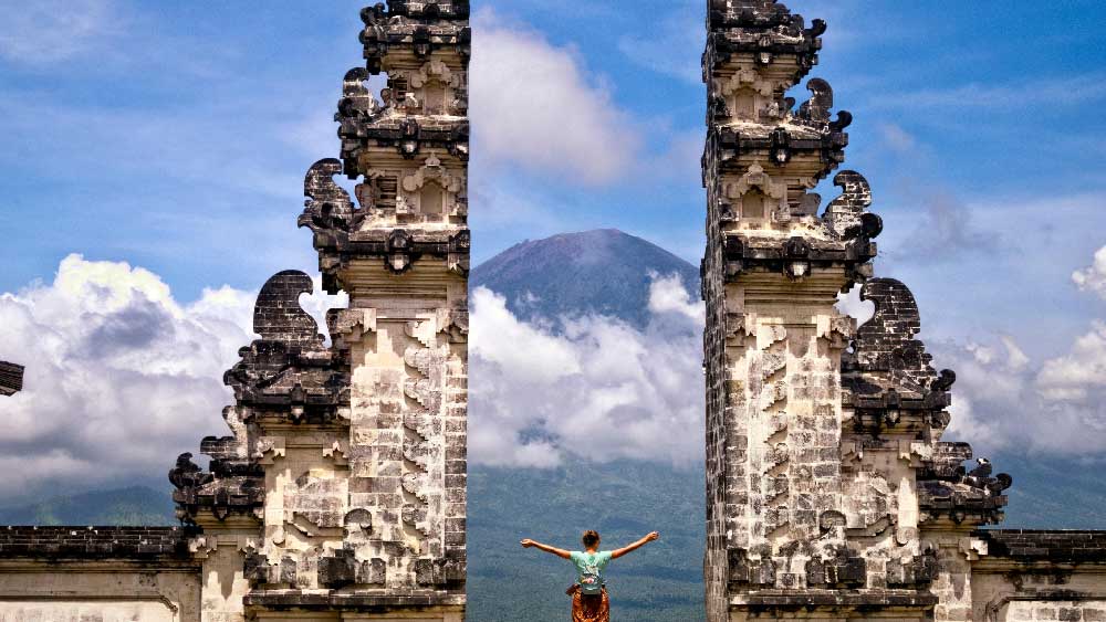 دروازه بهشت بالی 