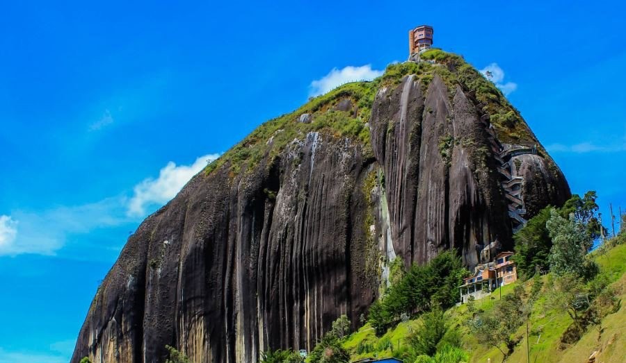 صخره گواتاپی 
