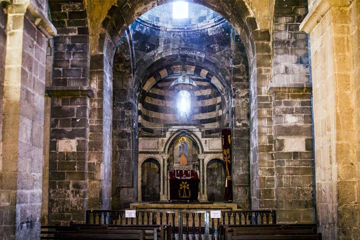 قره کلیسا ، اولین کلیسای جهان در آذربایجان غربی | St. Thaddeus Monastery کلیسا000 - قره کلیسا ، اولین کلیسای جهان در آذربایجان غربی | St. Thaddeus Monastery