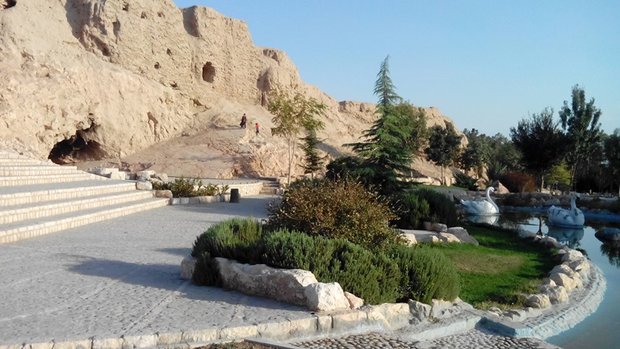 قلعه دختر کرمان