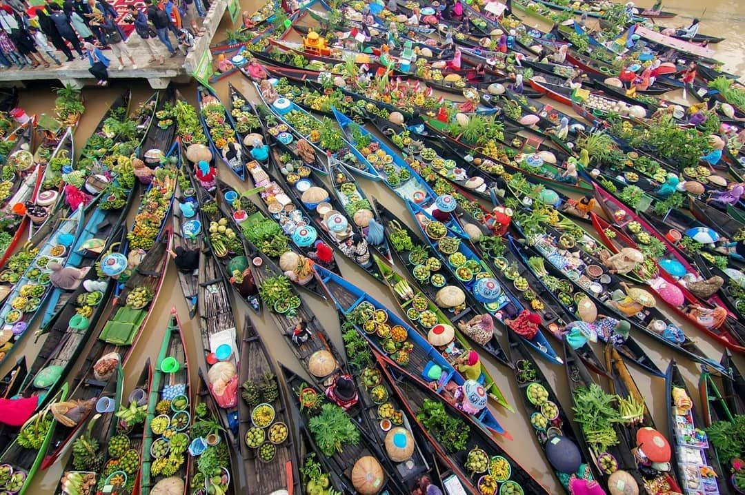 بازار شناور اندونزی