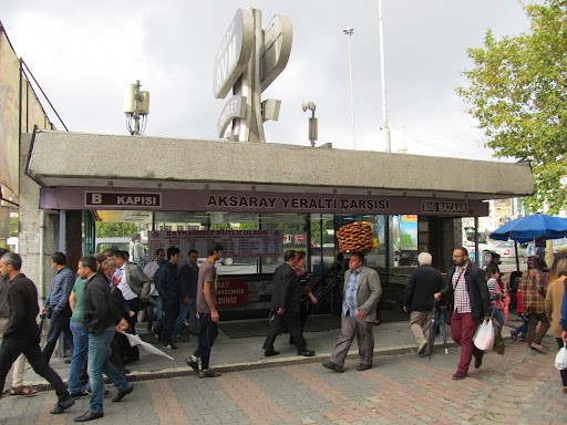 بازار آکسارای استانبول
