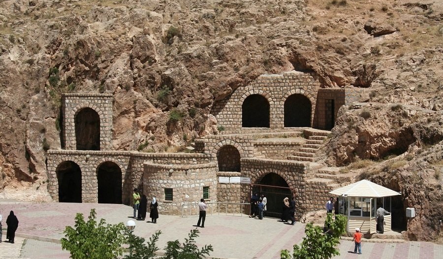 غار کتله‌ خور زنجان