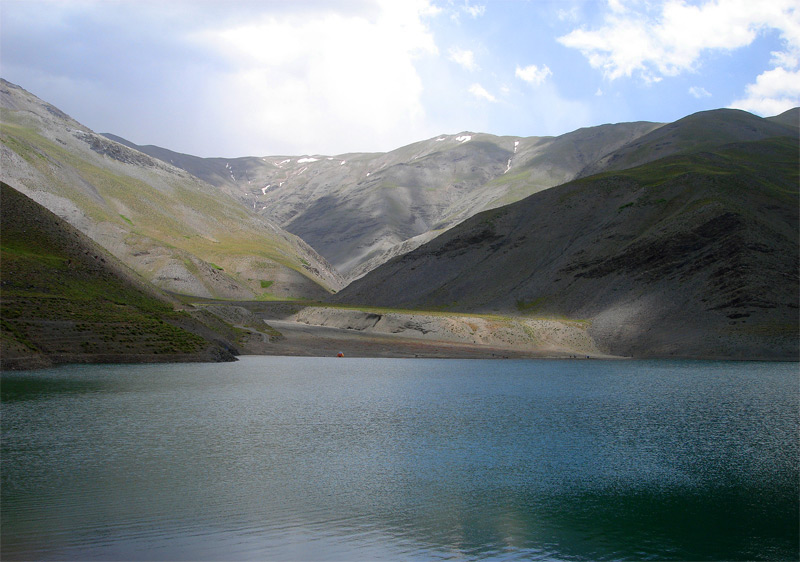دریاچه چشمه سبز گلمکان - عکس از: Ali Sb