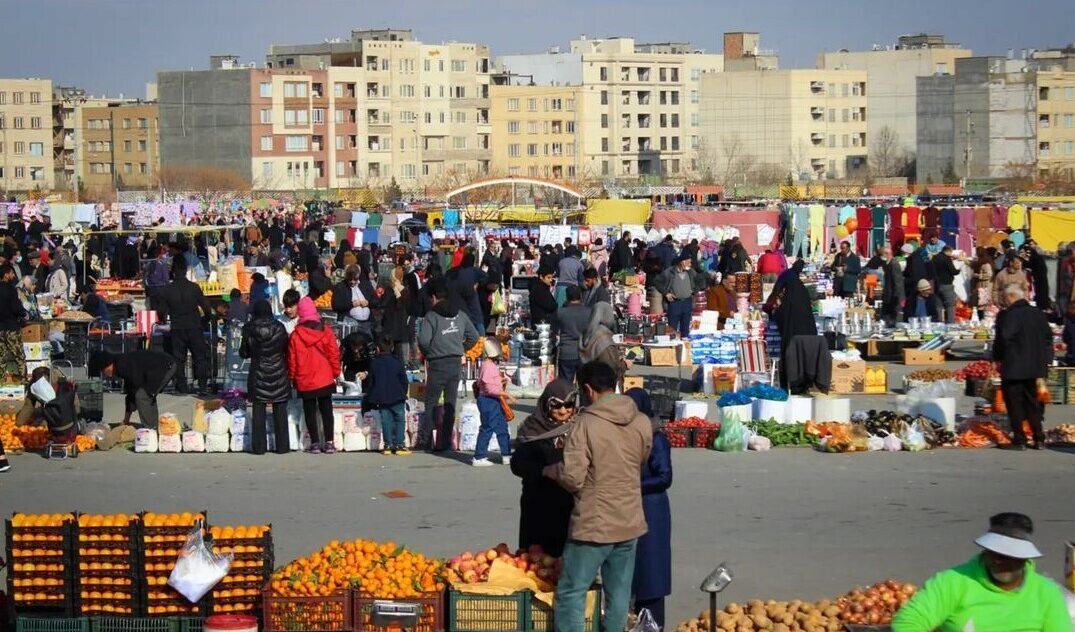 یکشنبه بازار مشهد کجاست ؟ | عکس از خبرگزاری صدا و سیما