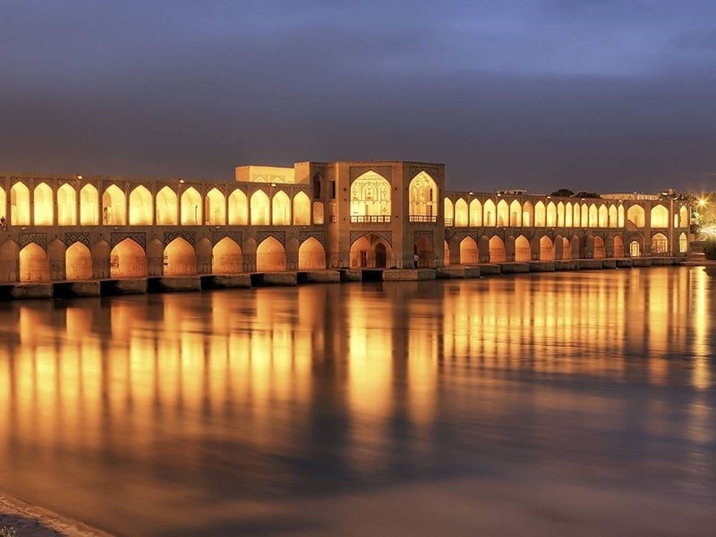 شب‌های اصفهان