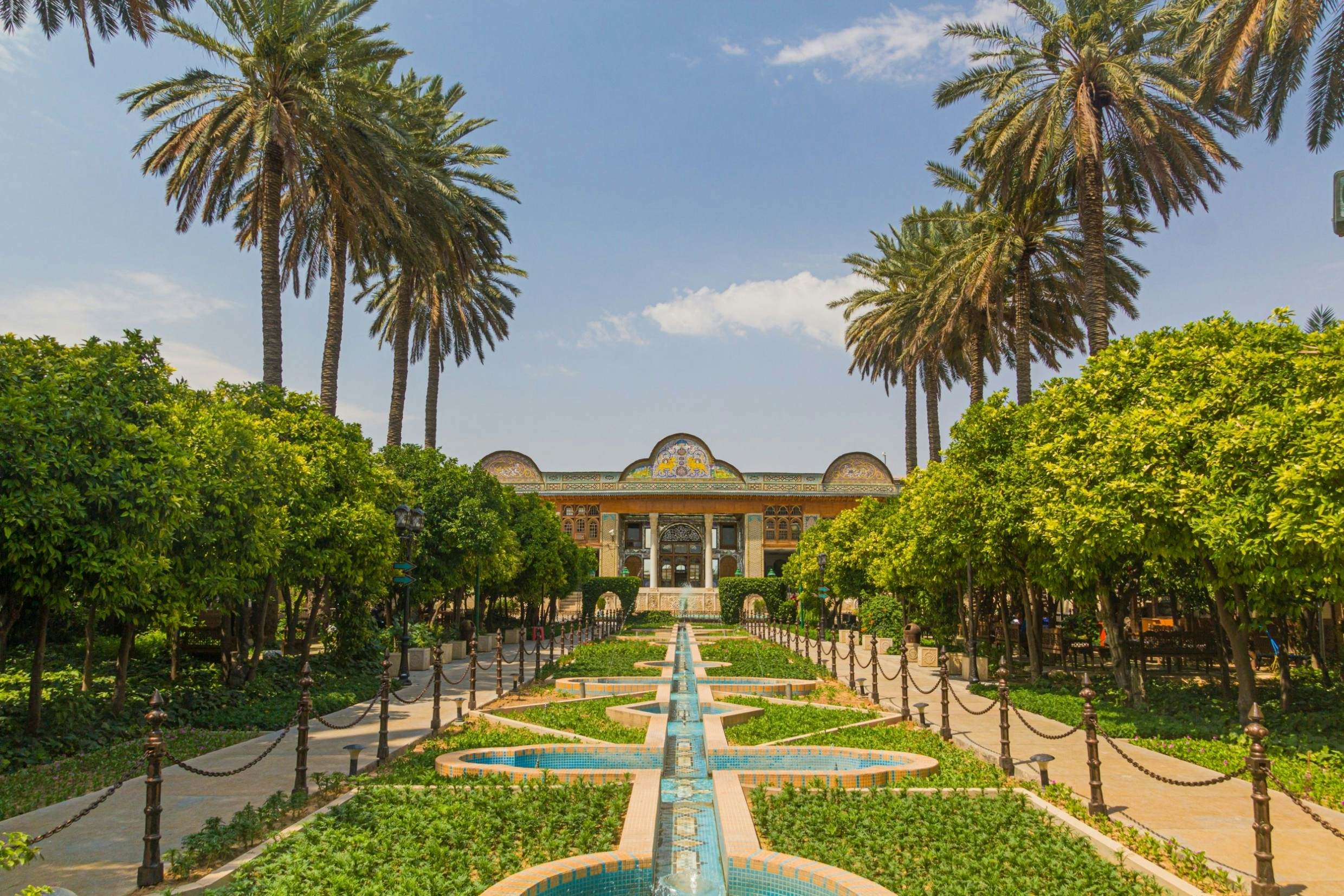 آزادراه شیراز اصفهان 