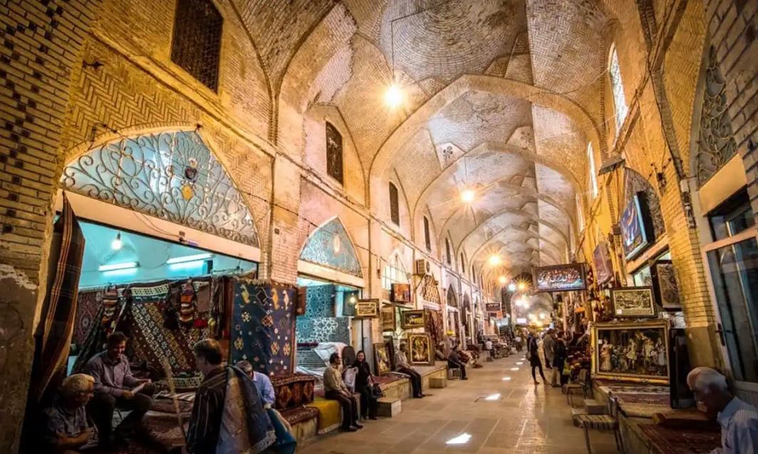 بازار وکیل